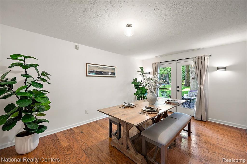 21201 E Chigwidden Street, Northville, MI 48167 — Photo 13