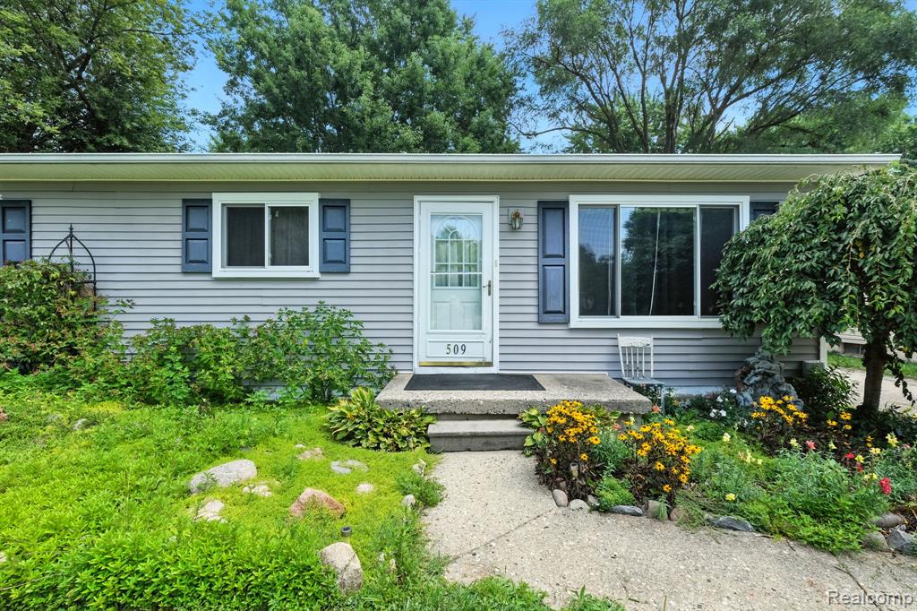 509 S Manfred Street, Durand, MI 48429 — Photo 2