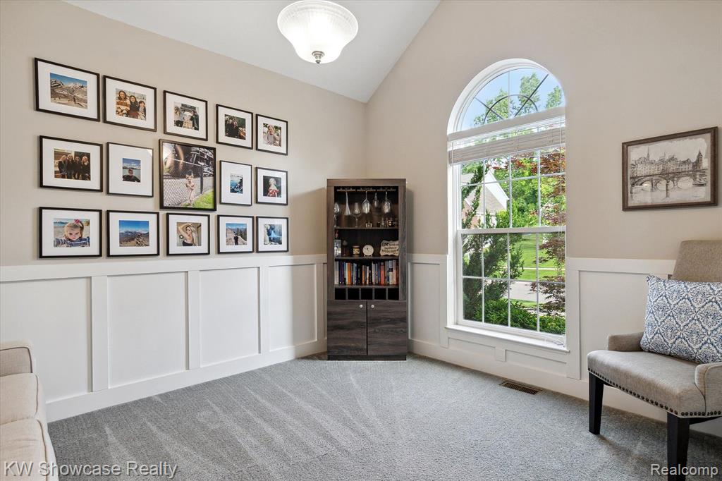 540 NAPA VALLEY Drive, Milford, MI 48381 — Photo 6