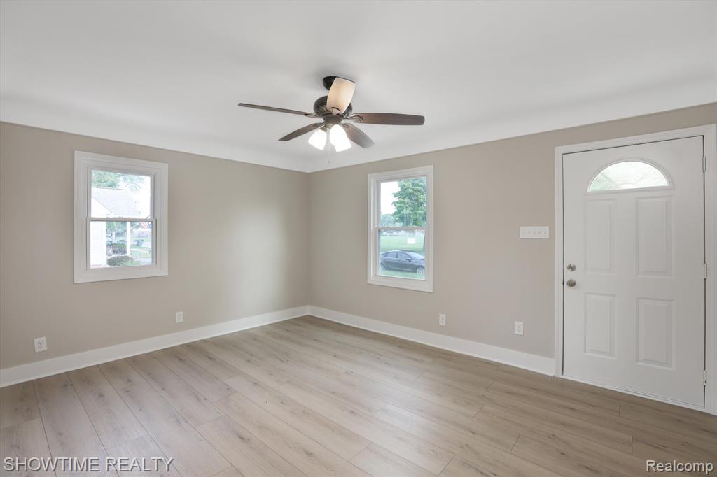 629 LEBLANC Street, Lincoln Park, MI 48146 — Photo 5