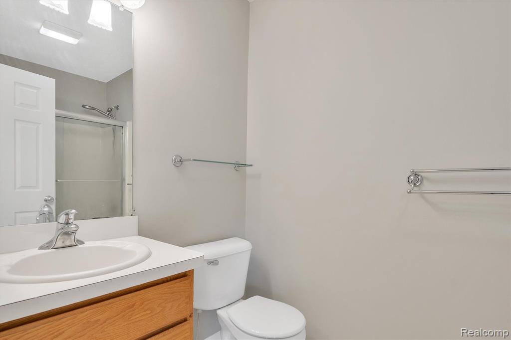 3601 MEADOW GROVE Trail, Ann Arbor, MI 48108 — Photo 32