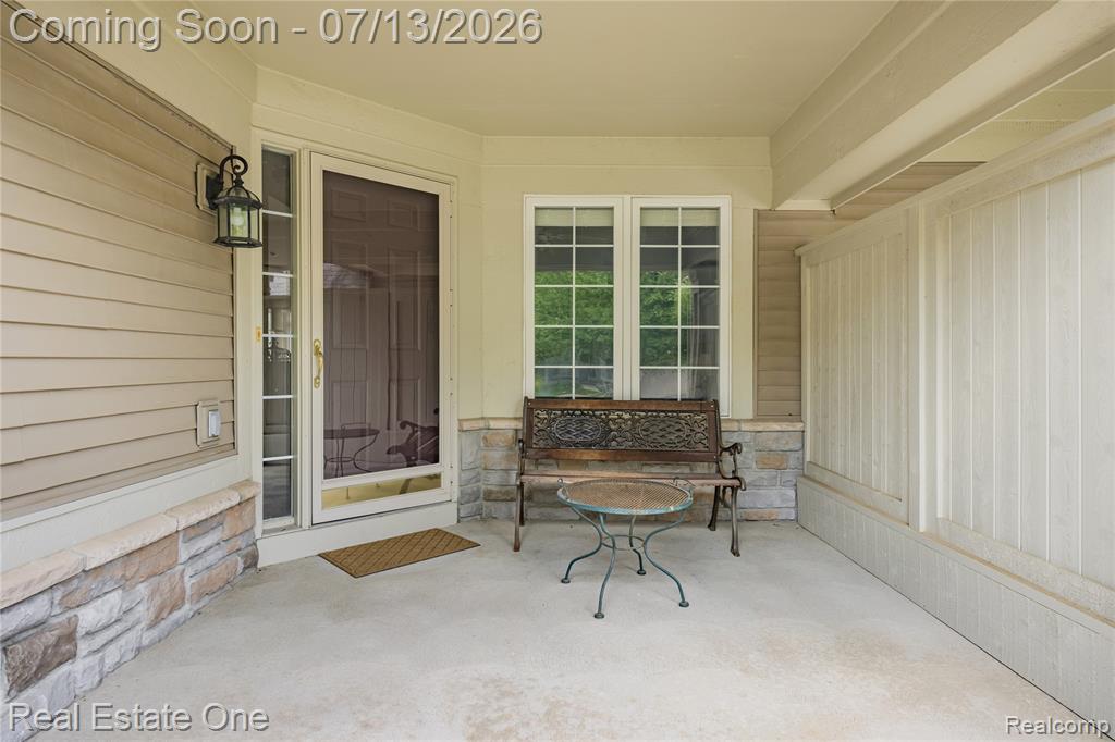 8206 Timber Trail, 82, White Lake, MI — Photo 2