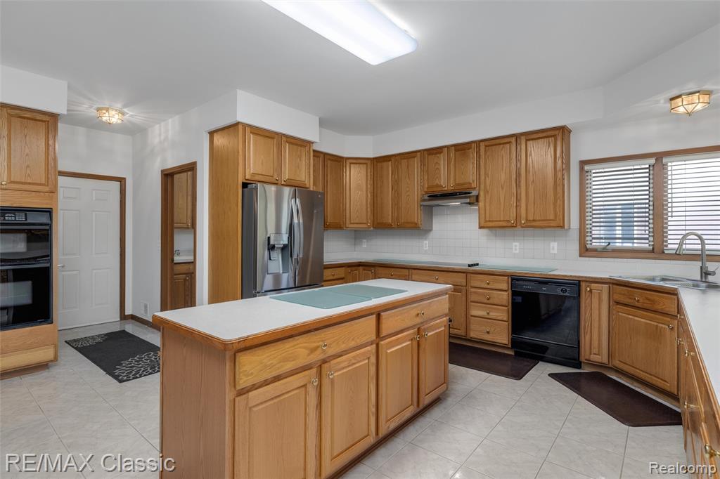 5922 Valley View Drive, Canton, MI 48187 — Photo 21