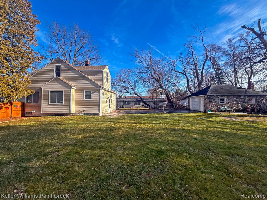 78 E Strathmore Avenue, Pontiac, MI 48340 — Photo 3