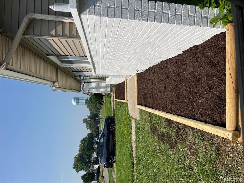 6094 Penwood Road, Mount Morris, MI 48458 — Photo 2