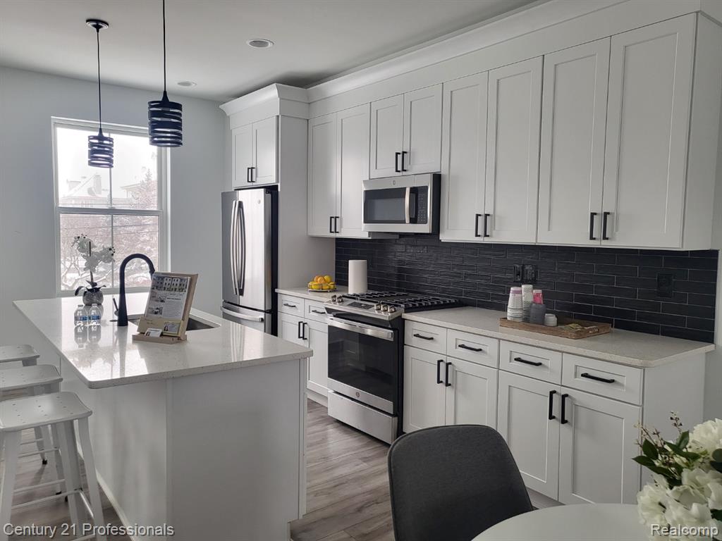 2917 Summers Place, Troy, MI 48084 — Photo 6