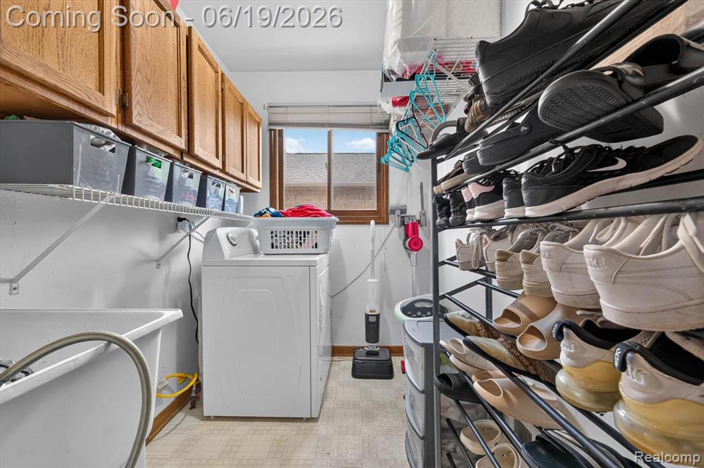 46362 Springhill Drive, Utica, MI 48317 — Photo 30