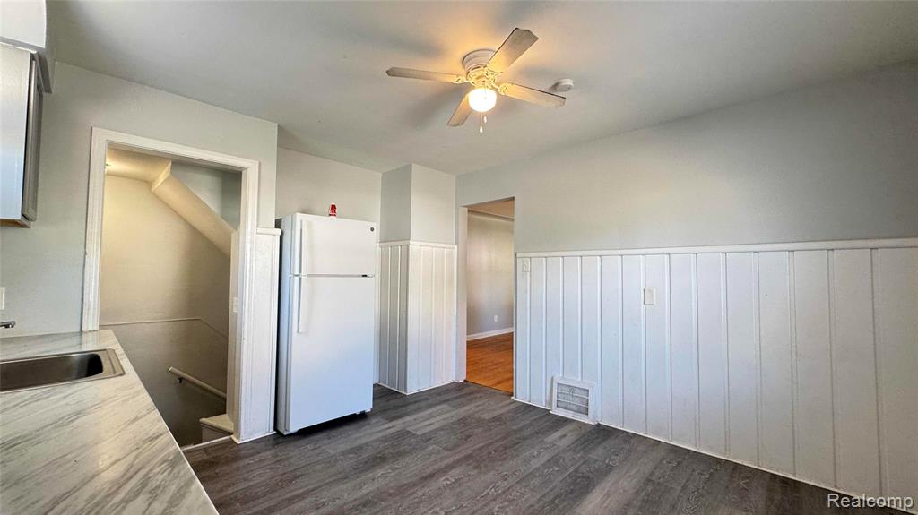 20244 MCCORMICK Street, Detroit, MI 48224 — Photo 6