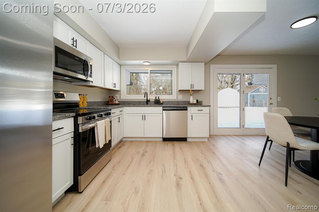 6578 Greene Haven Drive, Clarkston, MI 48348 — Photo 41