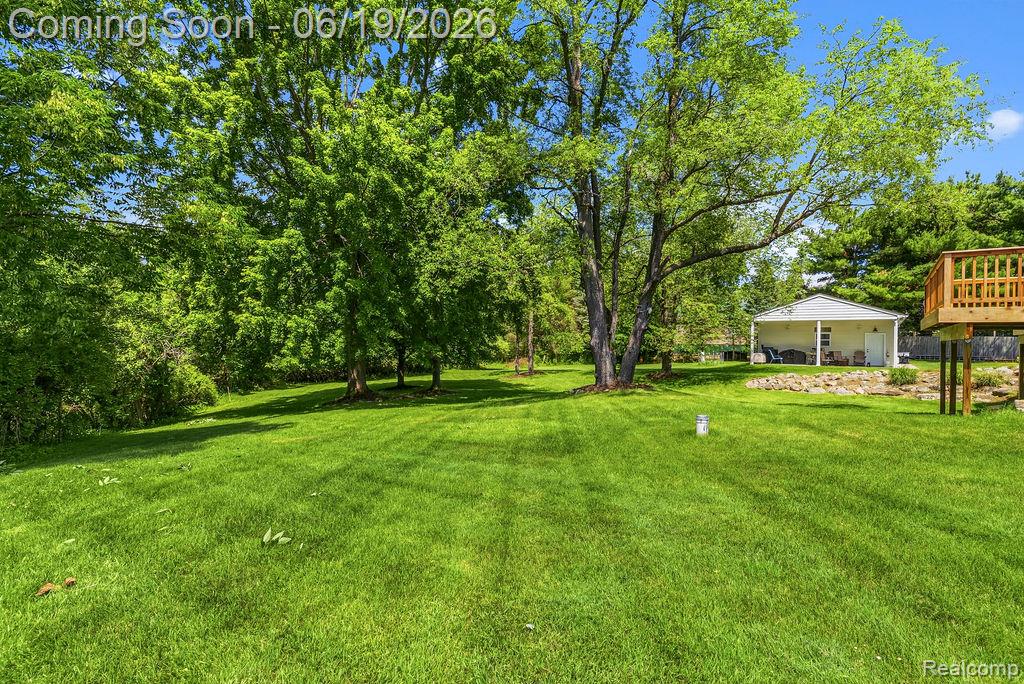 2867 Iris Lane, Hartland, MI 48353 — Photo 12