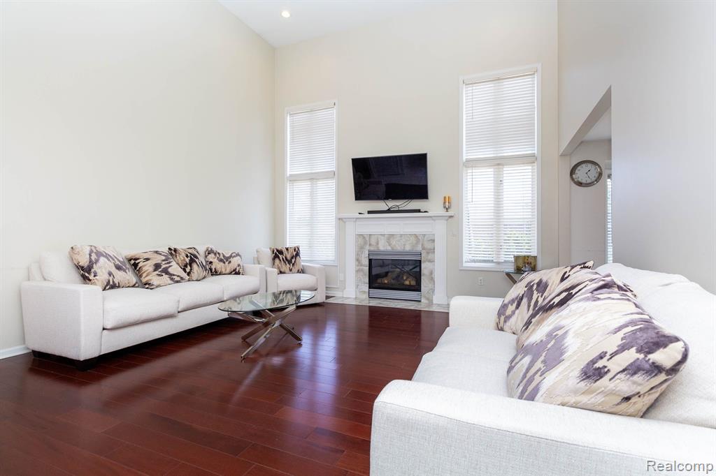 4617 LANCELOT Drive, Sterling Heights, MI 48310 — Photo 8