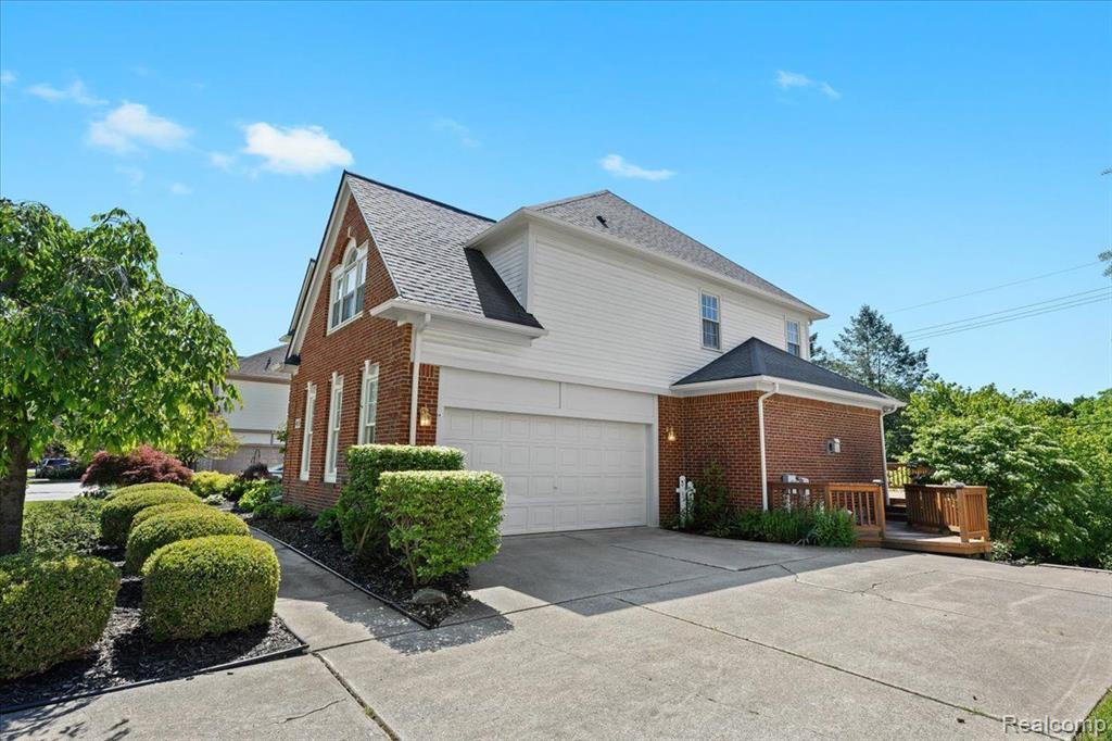 49301 QUAIL RUN COURT, Plymouth, MI 48170 — Photo 3