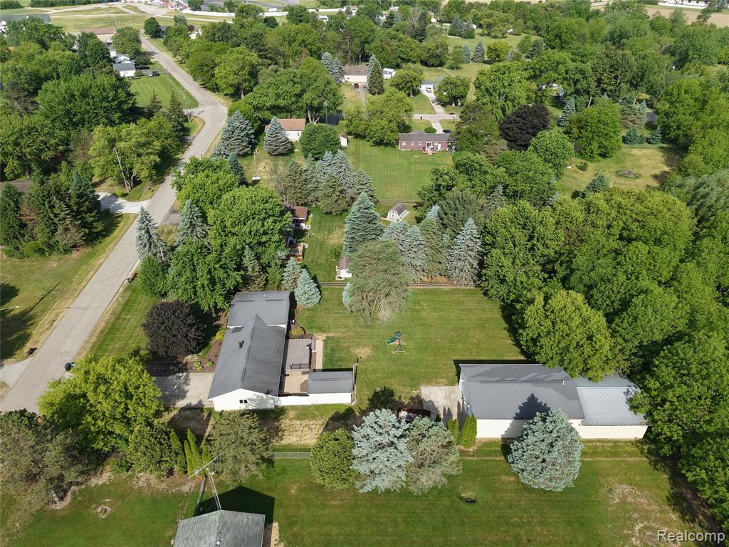 1055 E Hollywood Boulevard, Clio, MI 48420 — Photo 23