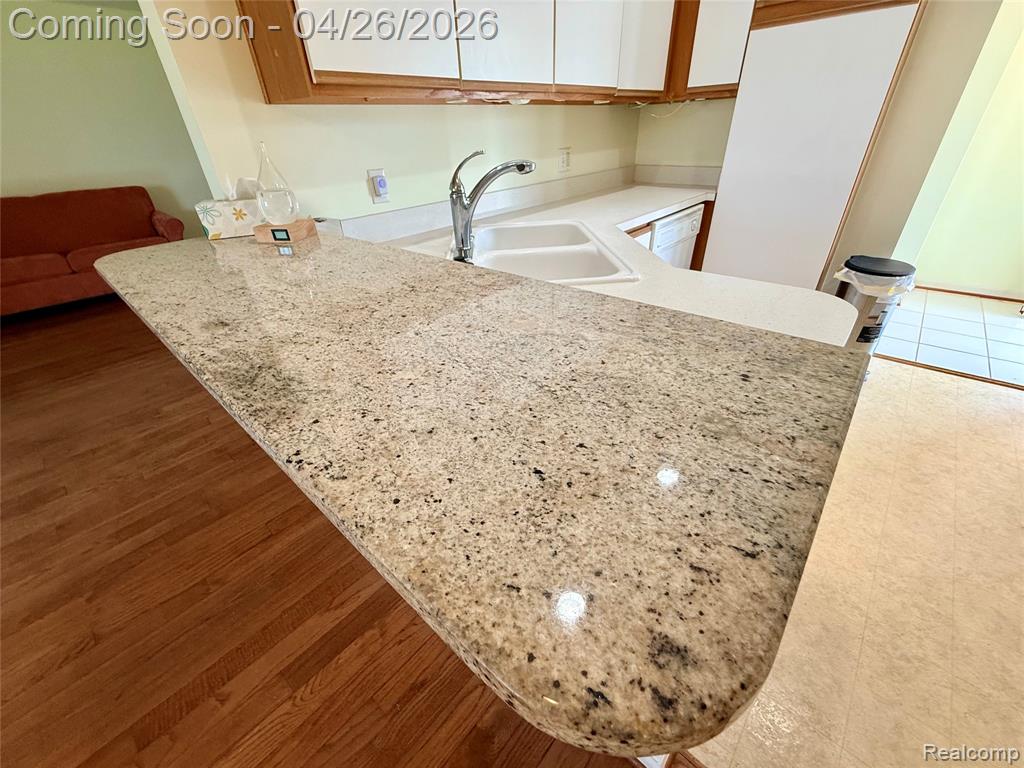 7192 Hawthorne Circle, Goodrich Vlg, MI — Photo 6