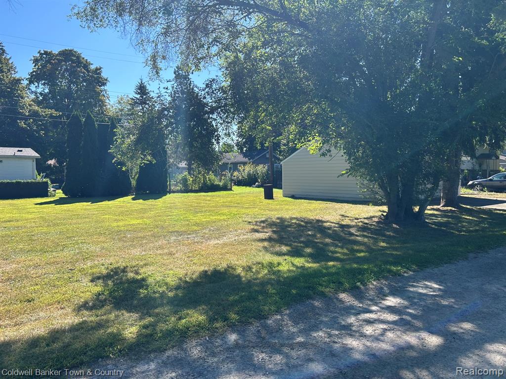 9150 Butternut Road, Whitmore Lake, MI 48189 — Photo 8