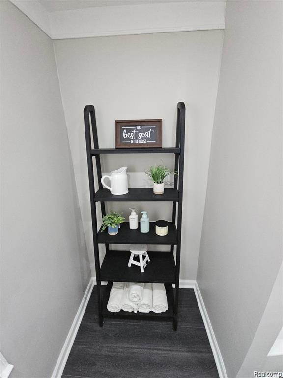 20300 ELKHART Street, Harper Woods, MI 48225 — Photo 11