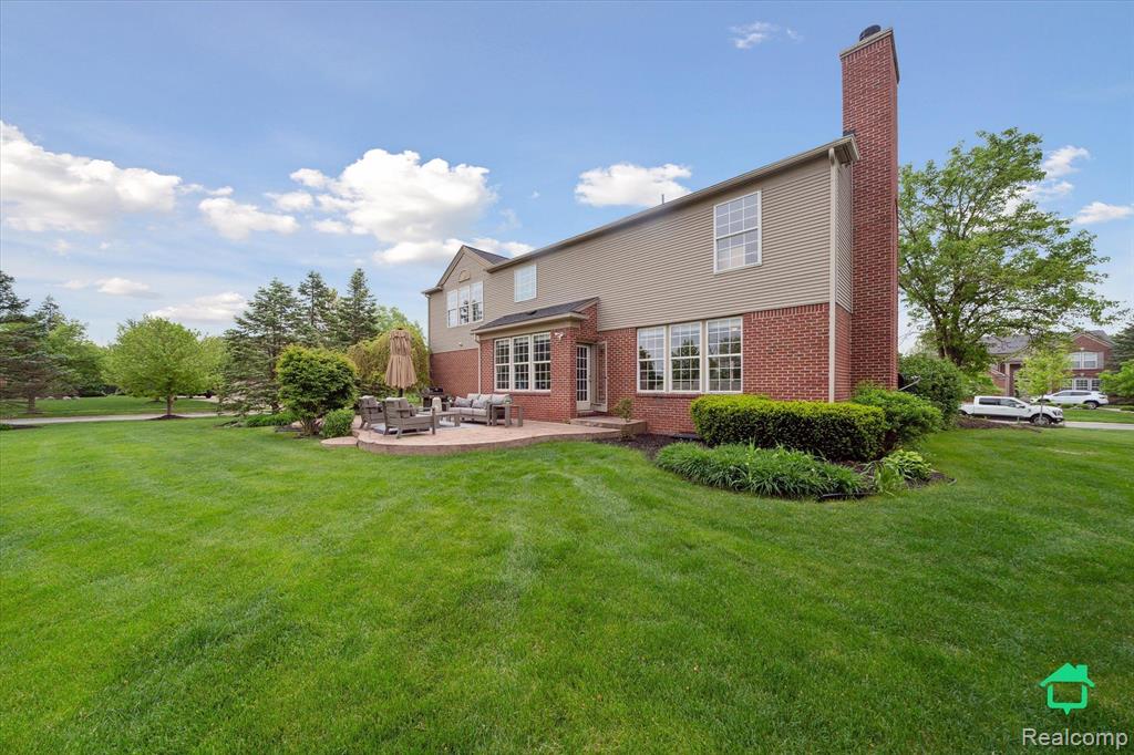 49110 MANHATTAN Circle, Canton, MI 48188 — Photo 36