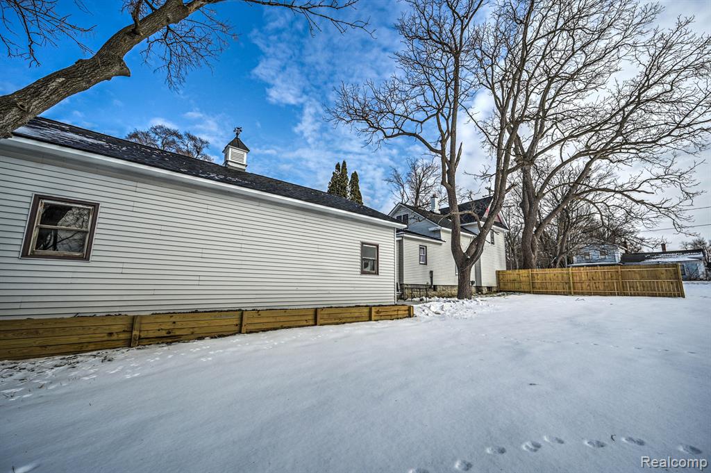 602 S BROAD Street, Holly, MI 48442 — Photo 51