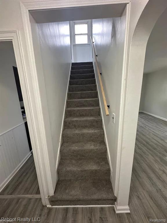 905 Pleasant Street, Saginaw, MI 48602 — Photo 2