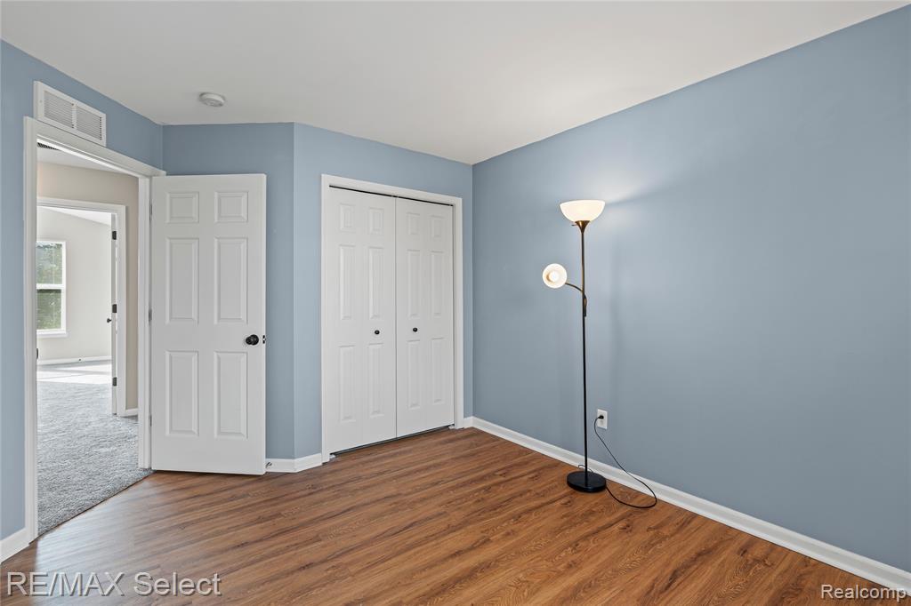 5199 Meadow Crest Circle, Holly, MI 48442 — Photo 24