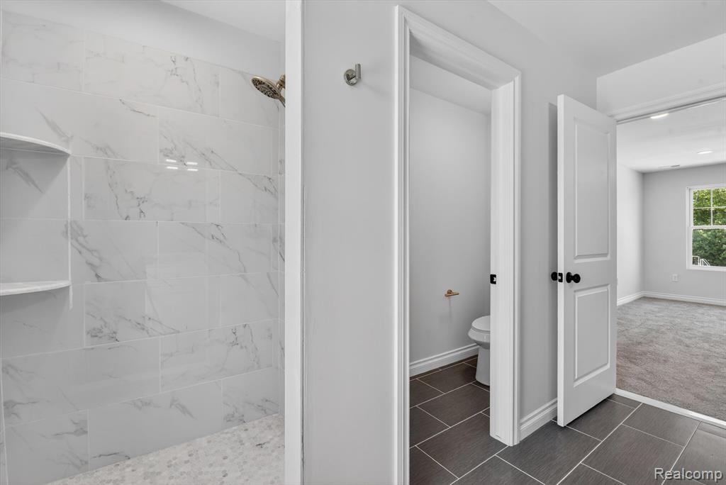 8760 Barrington, Ypsilanti, MI 48198 — Photo 45