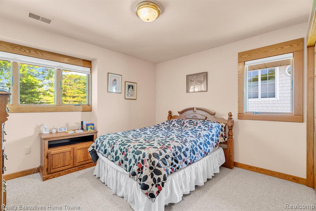 2975 Sandy Oaks Lane, Fort Gratiot, MI 48059 — Photo 31