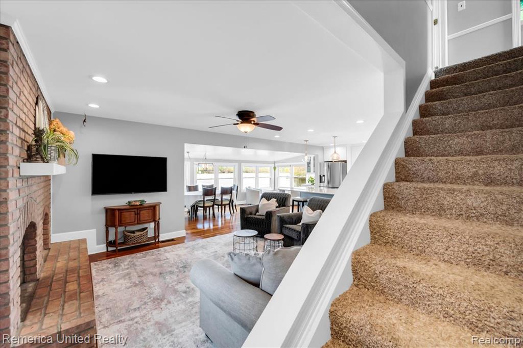 999 Lakeside Drive, Brighton, MI 48116 — Photo 9