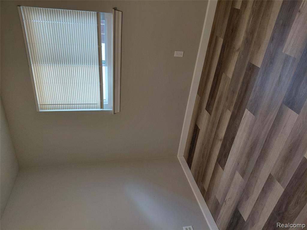 513 S Hawthorne Street, Westland, MI 48186 — Photo 14
