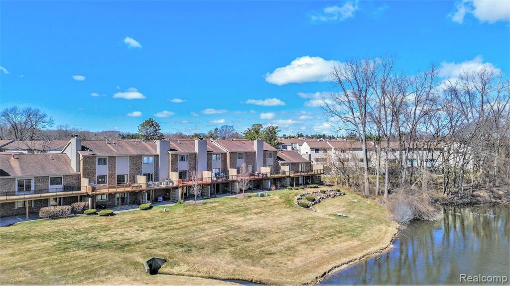 6876 NORTHCREST Way E, Clarkston, MI — Photo 24