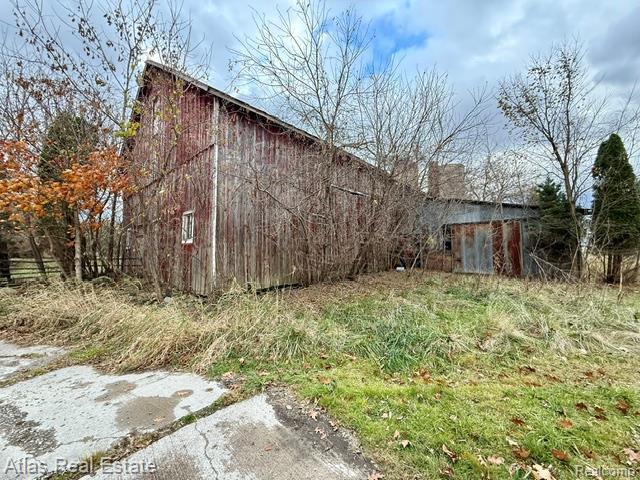 7448 Gale Road, Grand Blanc, MI 48439 — Photo 19
