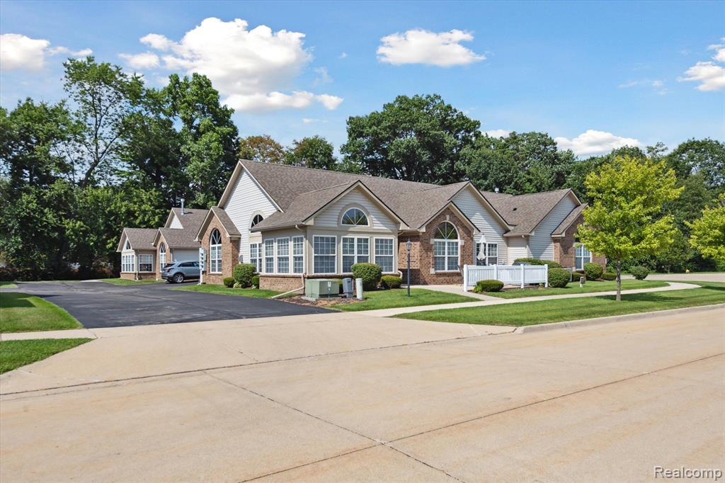 36062 ABBEY Drive, Westland, MI — Photo 35