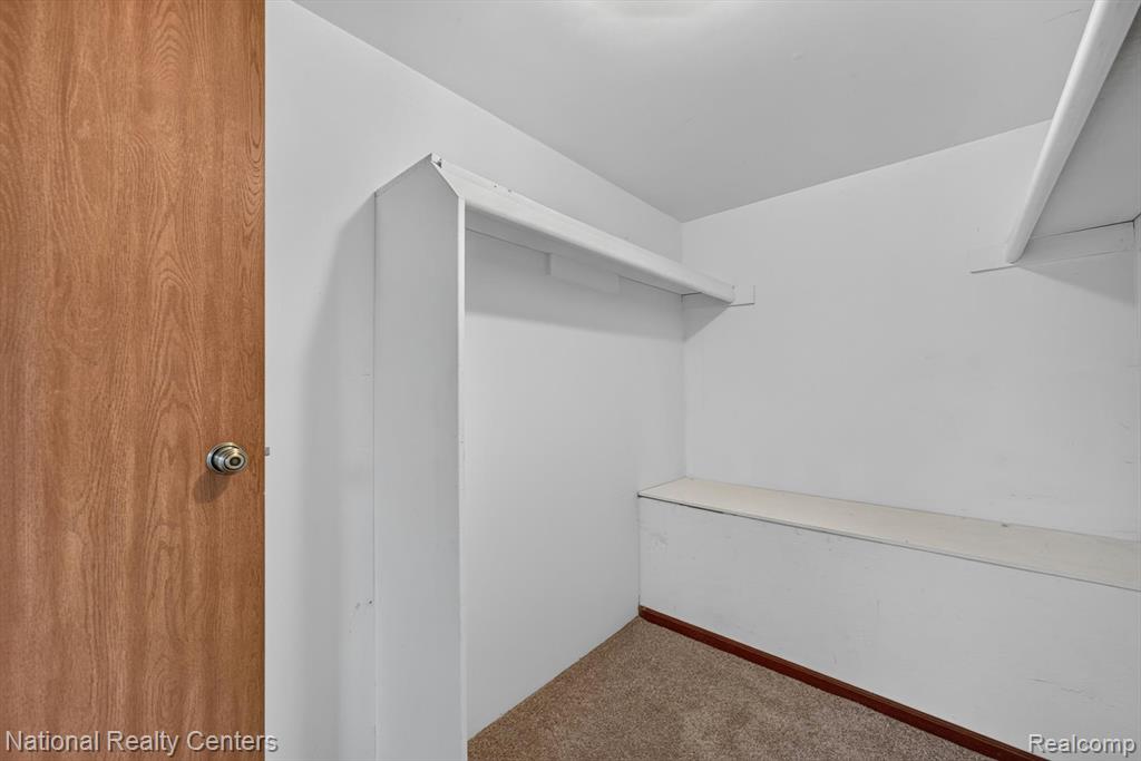 61171 Greenwood Drive, South Lyon, MI 48178 — Photo 30
