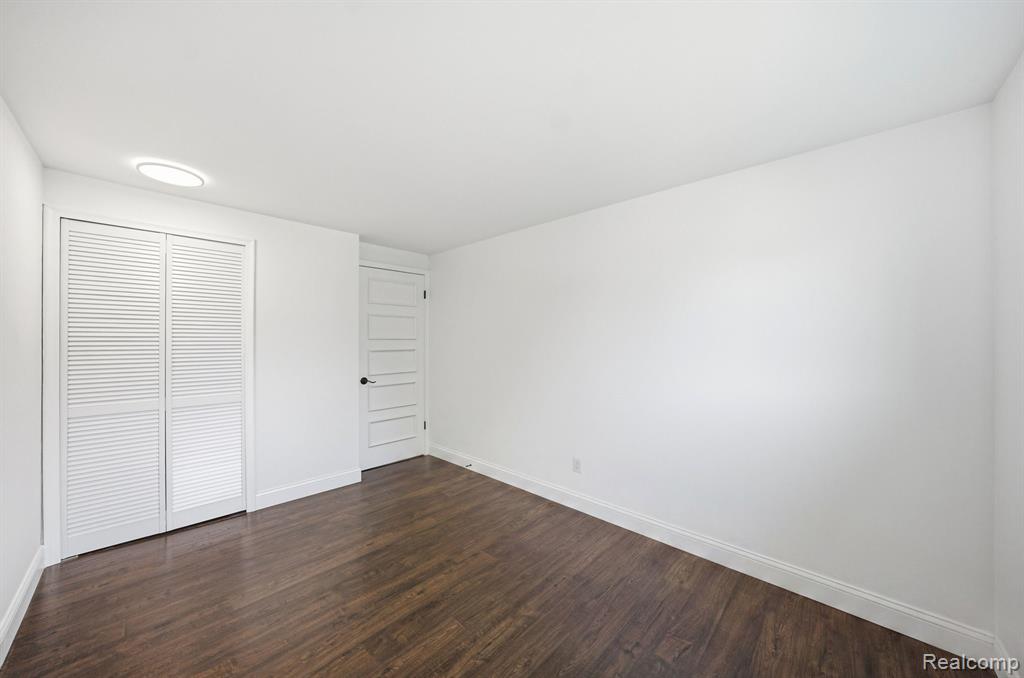 8327 Fox Bay Drive, White Lake, MI — Photo 25