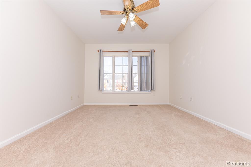 41861 Yeats Drive, Novi, MI — Photo 14