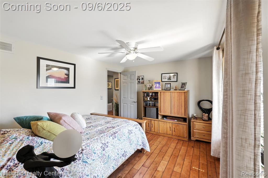 46674 Snowbird Drive, Macomb, MI 48044 — Photo 29