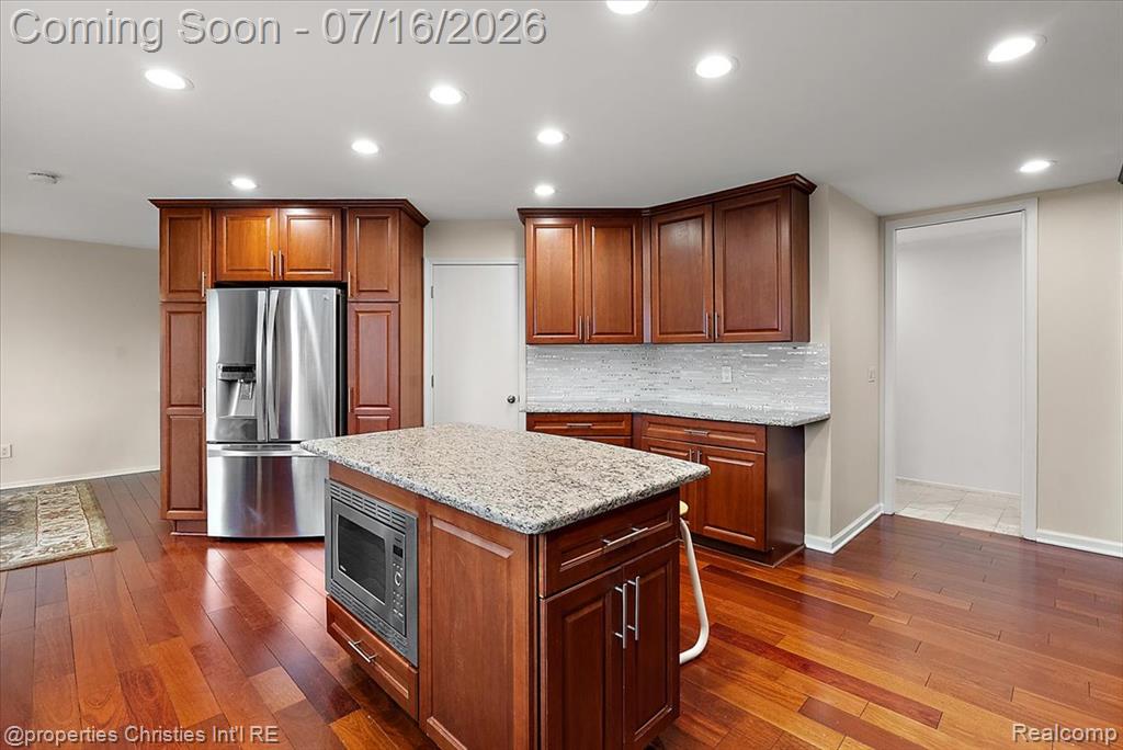 4948 Champlain Circle, West Bloomfield, MI 48323 — Photo 22