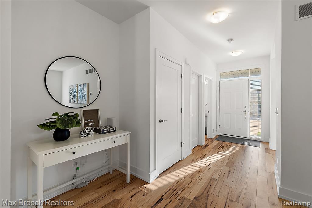 4260 Kent Road, Royal Oak, MI 48073 — Photo 21