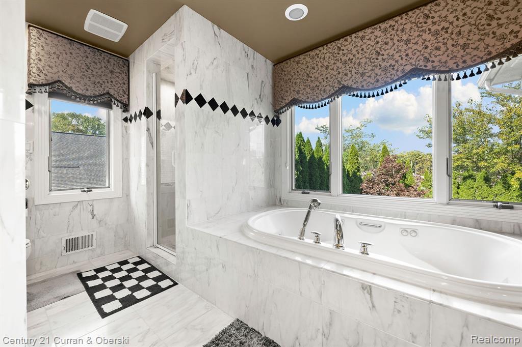 3 CABRI Lane, Dearborn Heights, MI 48127 — Photo 25