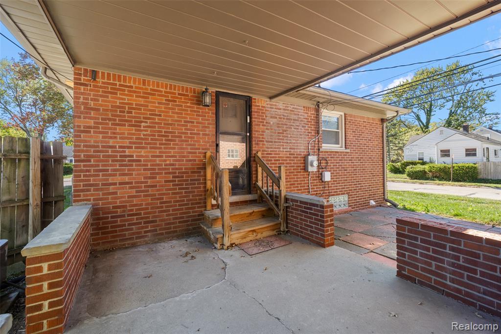 505 E Meyers Avenue, Hazel Park, MI 48030 — Photo 37