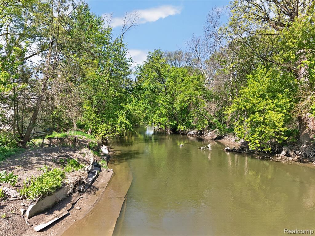 15623 Millar Road, Clinton Twp, MI 48036 — Photo 12