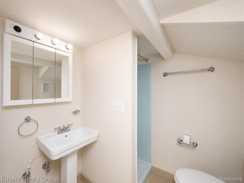 905 N Esplanade Street, Mount Clemens, MI 48043 — Photo 29