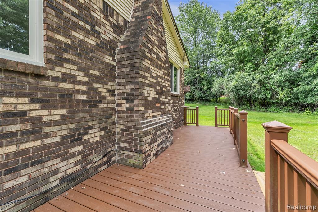 5310 Pond Bluff Drive, West Bloomfield, MI 48323 — Photo 78