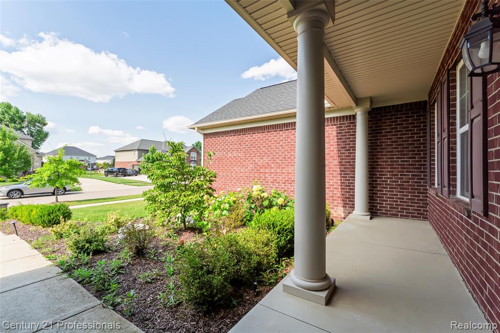 6776 Portsman Court, Canton, MI 48187 — Photo 12