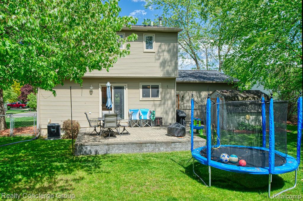455 EAGLE Way, South Lyon, MI 48178 — Photo 28