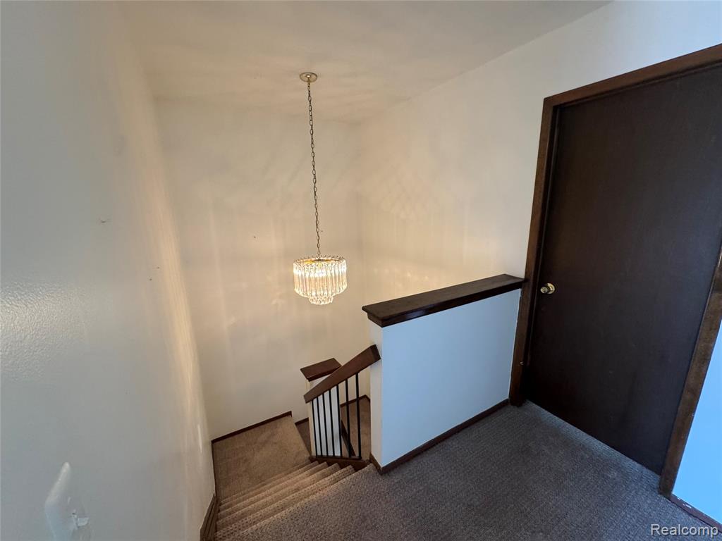 5216 Brett Court, West Bloomfield, MI — Photo 12