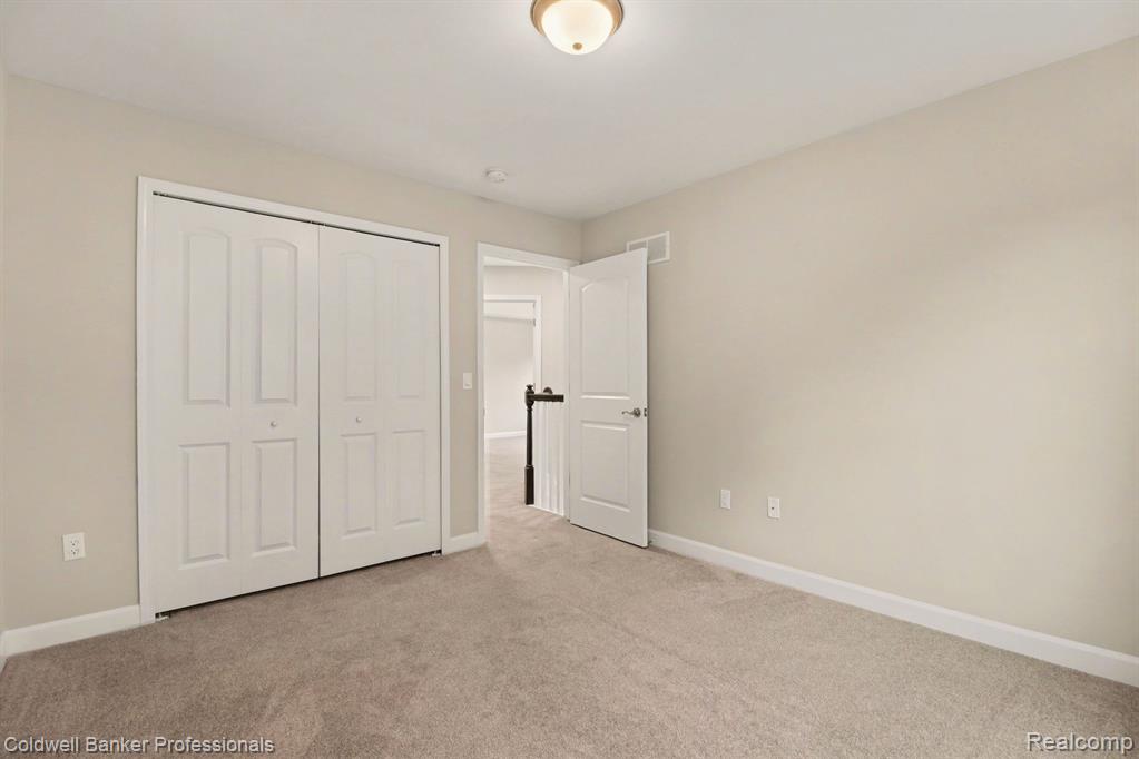 4817 W Stonegate Circle, Lake Orion, MI — Photo 26