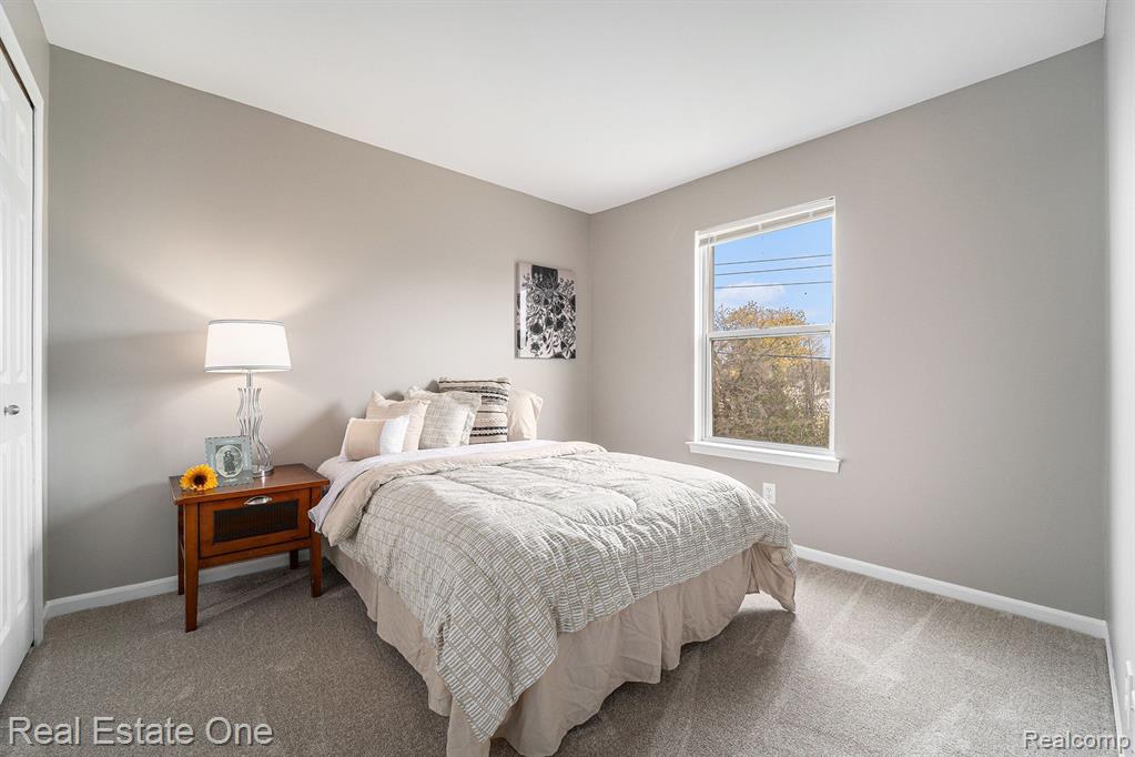 3599 PARKLAWN Drive, Canton, MI 48188 — Photo 35