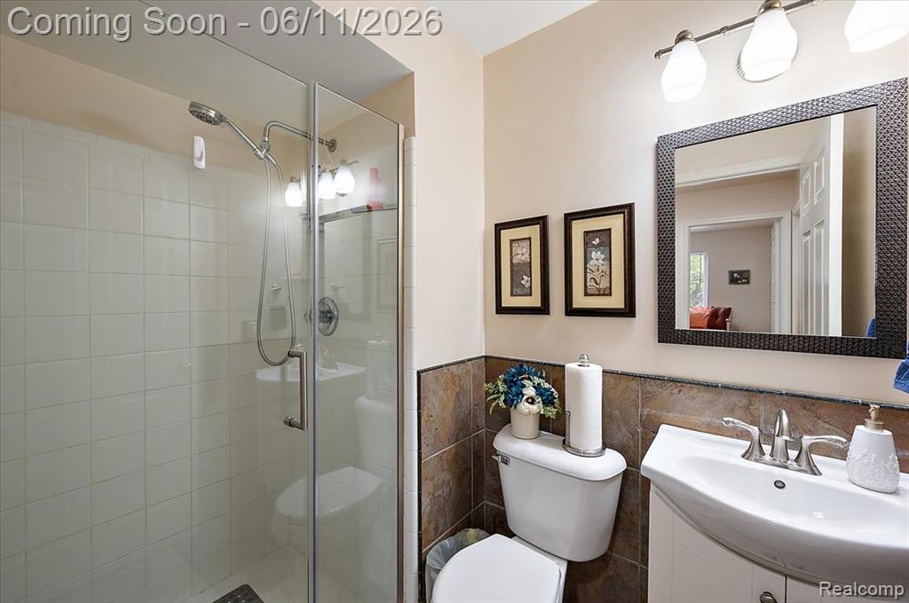 41034 Greenspire Drive, Clinton Twp, MI 48038 — Photo 40