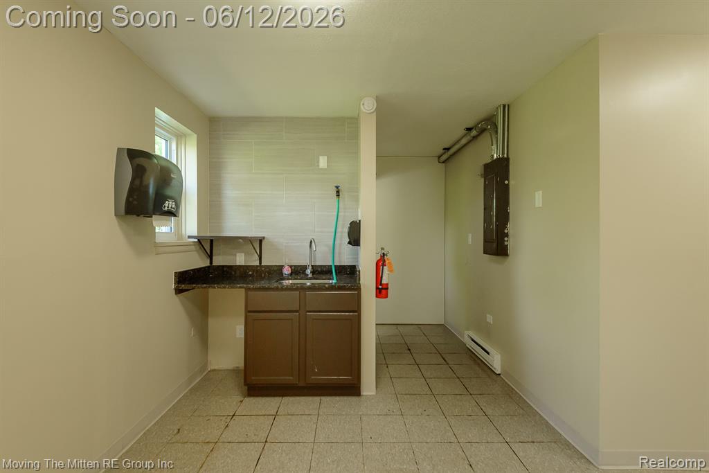 6250 Jackson Road, Ann Arbor, MI 48103 — Photo 24