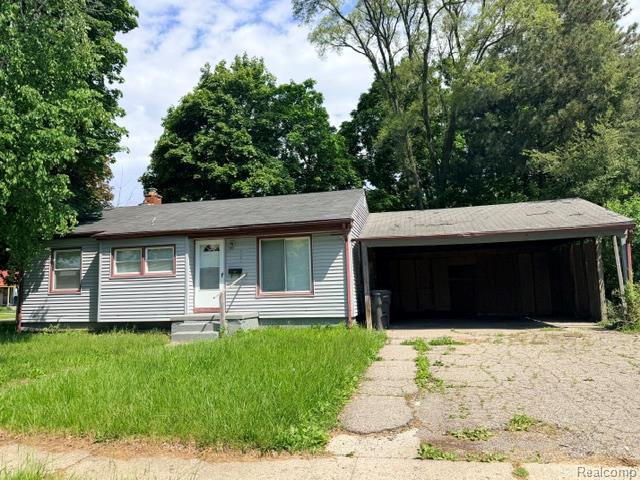 4701 Birchcrest Drive, Flint, MI 48504 — front exterior